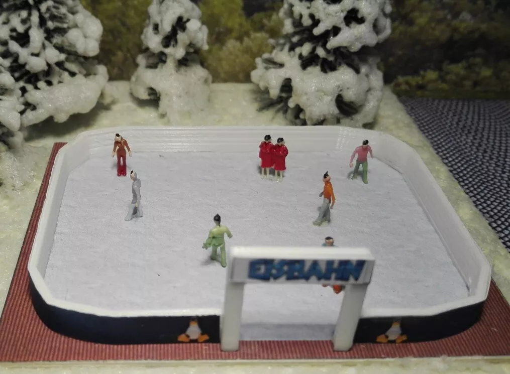 Eislaufbahn | Spur Z 1:220 | Bausatz | Winter | Weihnachten