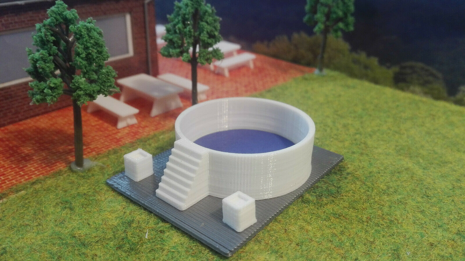 Spur HO | Aufstellpool | Swimmingpool | Pool | Schwimmbad mit Leiter | Bausatz 1:87