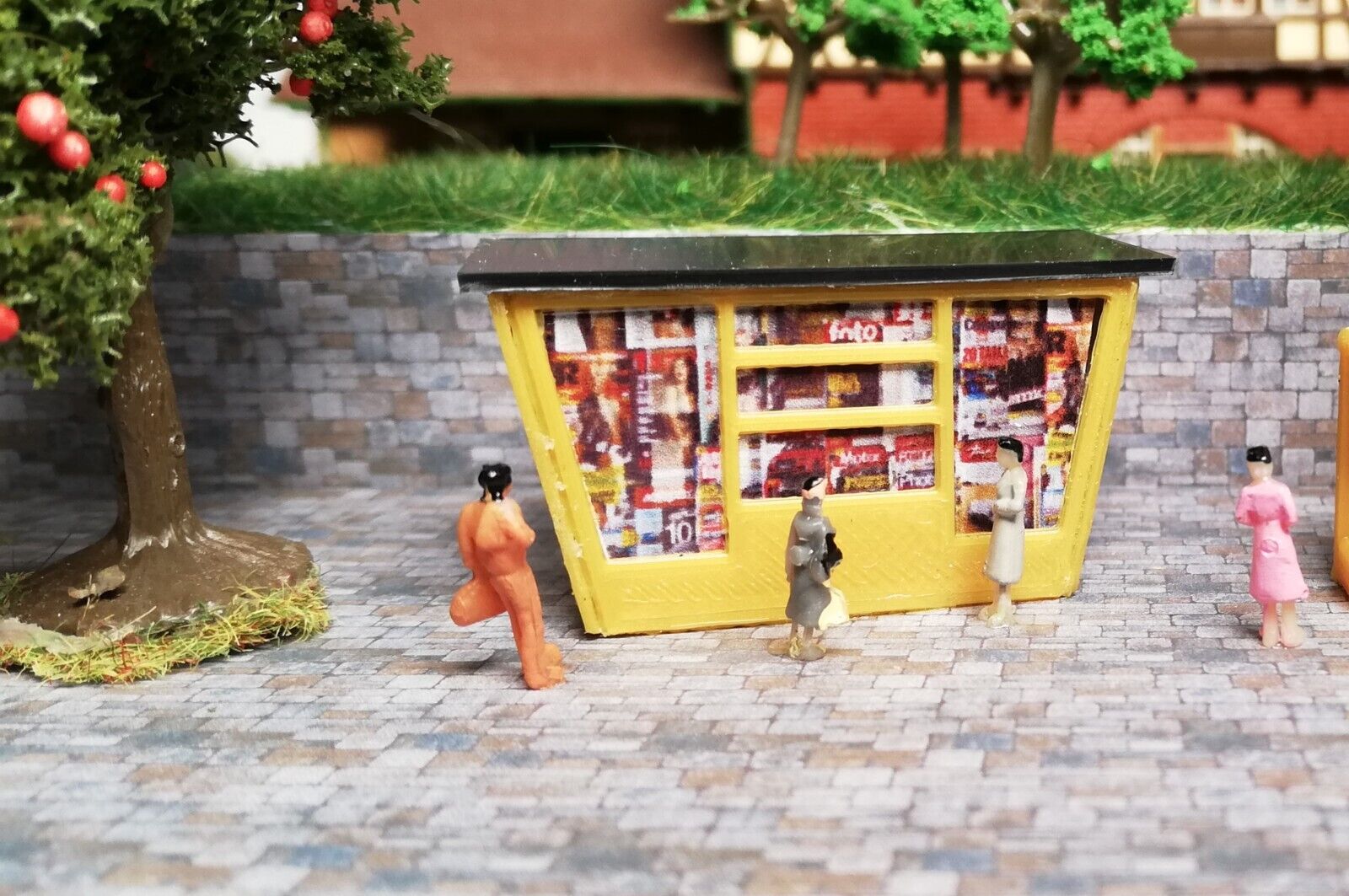 DDR Kiosk mit Telefonzelle | Bausatz | Spur H0 | 1:87 | Zeitungskiosk