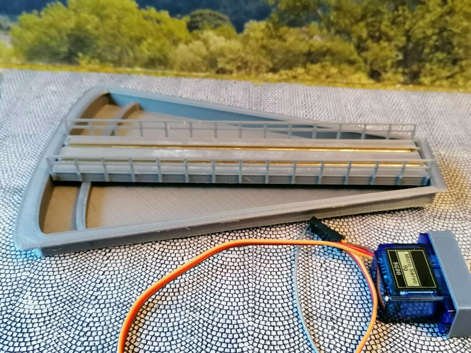 Segment-Drehscheibe mit Servo | Bausatz | Spur N | 1:160 Segmentdrehscheibe