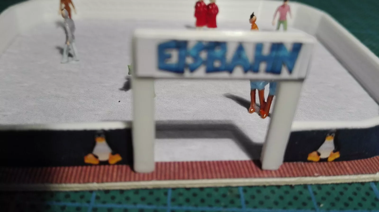 Eislaufbahn | Spur Z 1:220 | Bausatz | Winter | Weihnachten