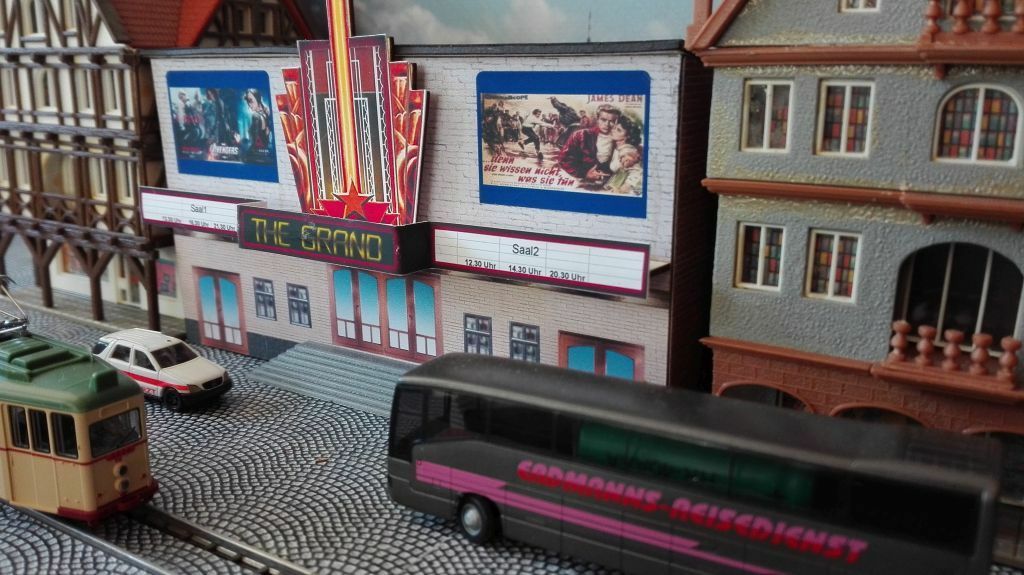 Kinopalast | Kino | Filmtheater | Spur N 1:160 | Bausatz | Lasercut