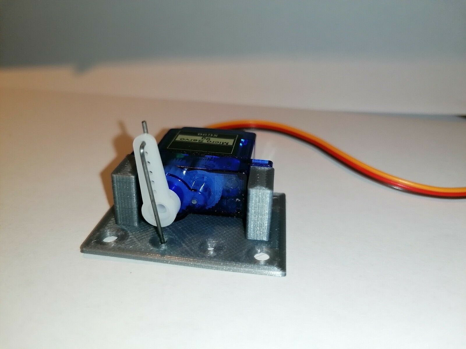 5x Servohalterung Weichenantrieb Servohalter für SG90 Spur H0,TT,N,Z