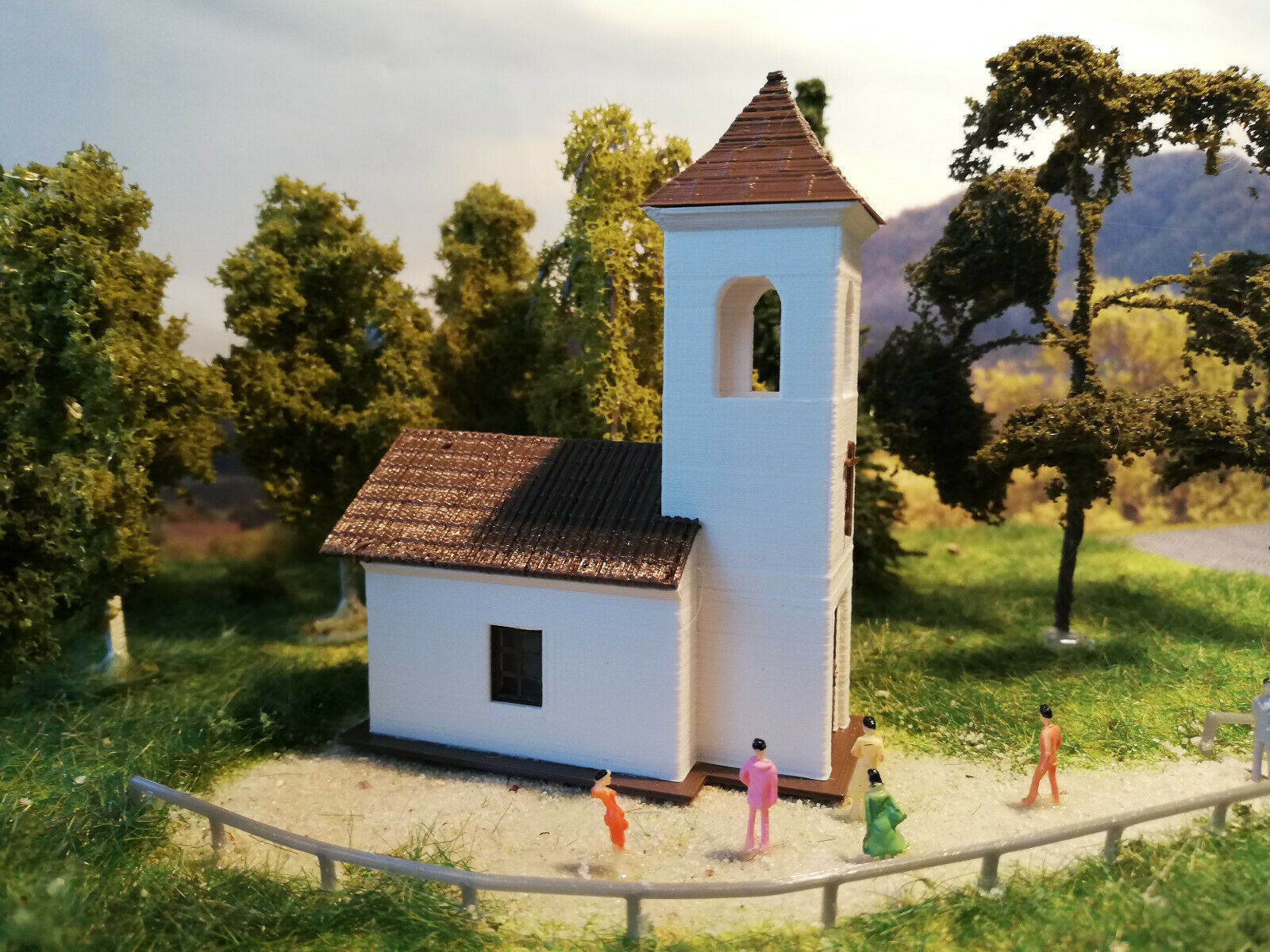 Kirche mit Sound | Fertigmodell mit Soundmodul | Spur N Kirchenglocken