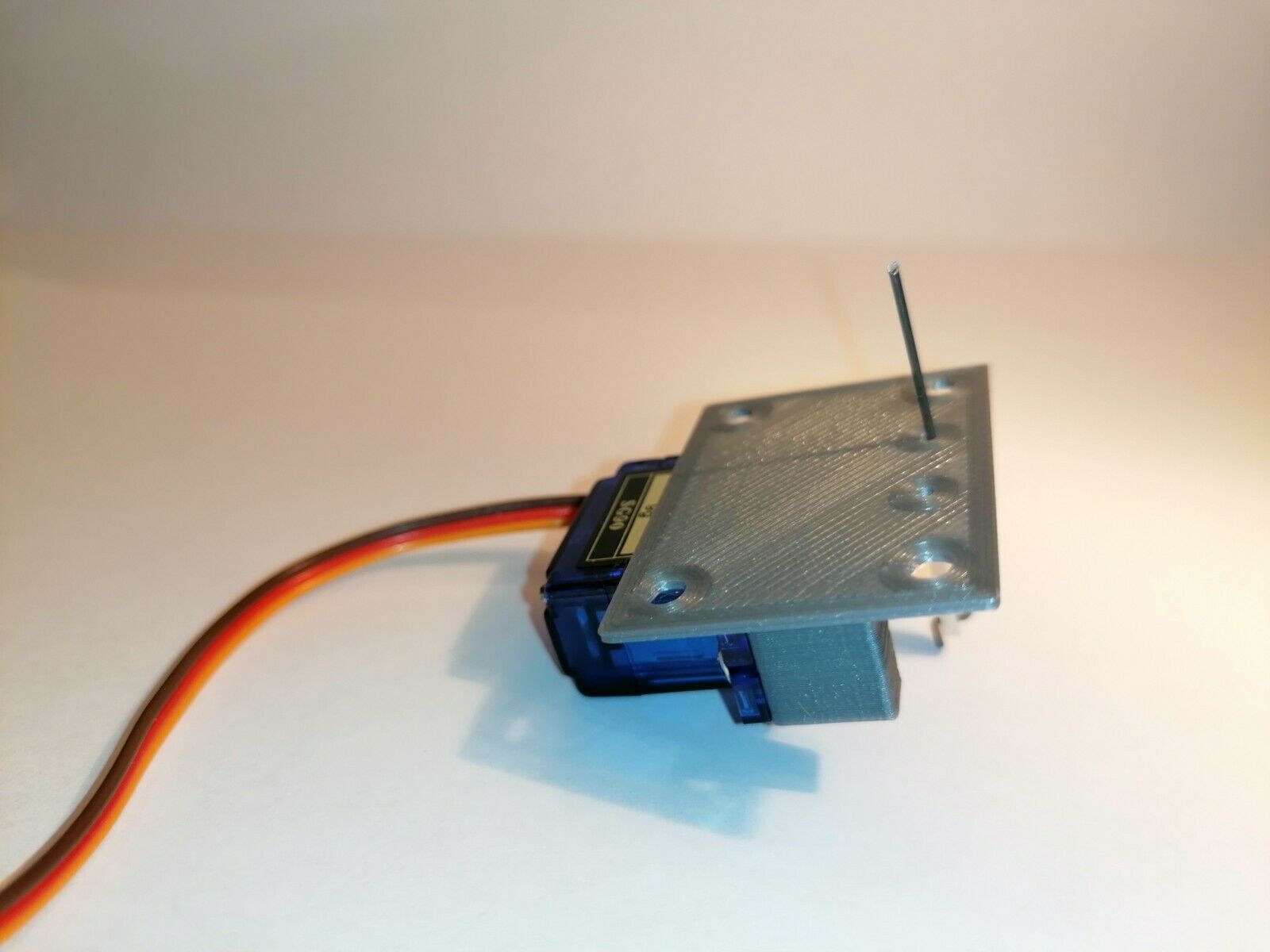 5x Servohalterung Weichenantrieb Servohalter für SG90 Spur H0,TT,N,Z