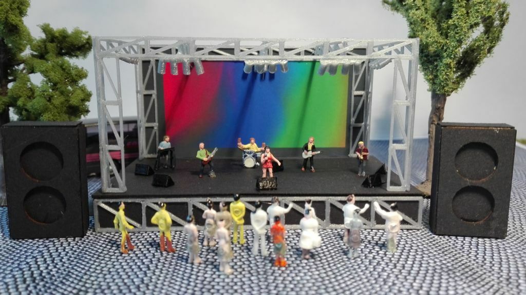 Rockkonzert | Bühne | Spur H0 1:87 | Lasercut | Bausatz Open Air Festival