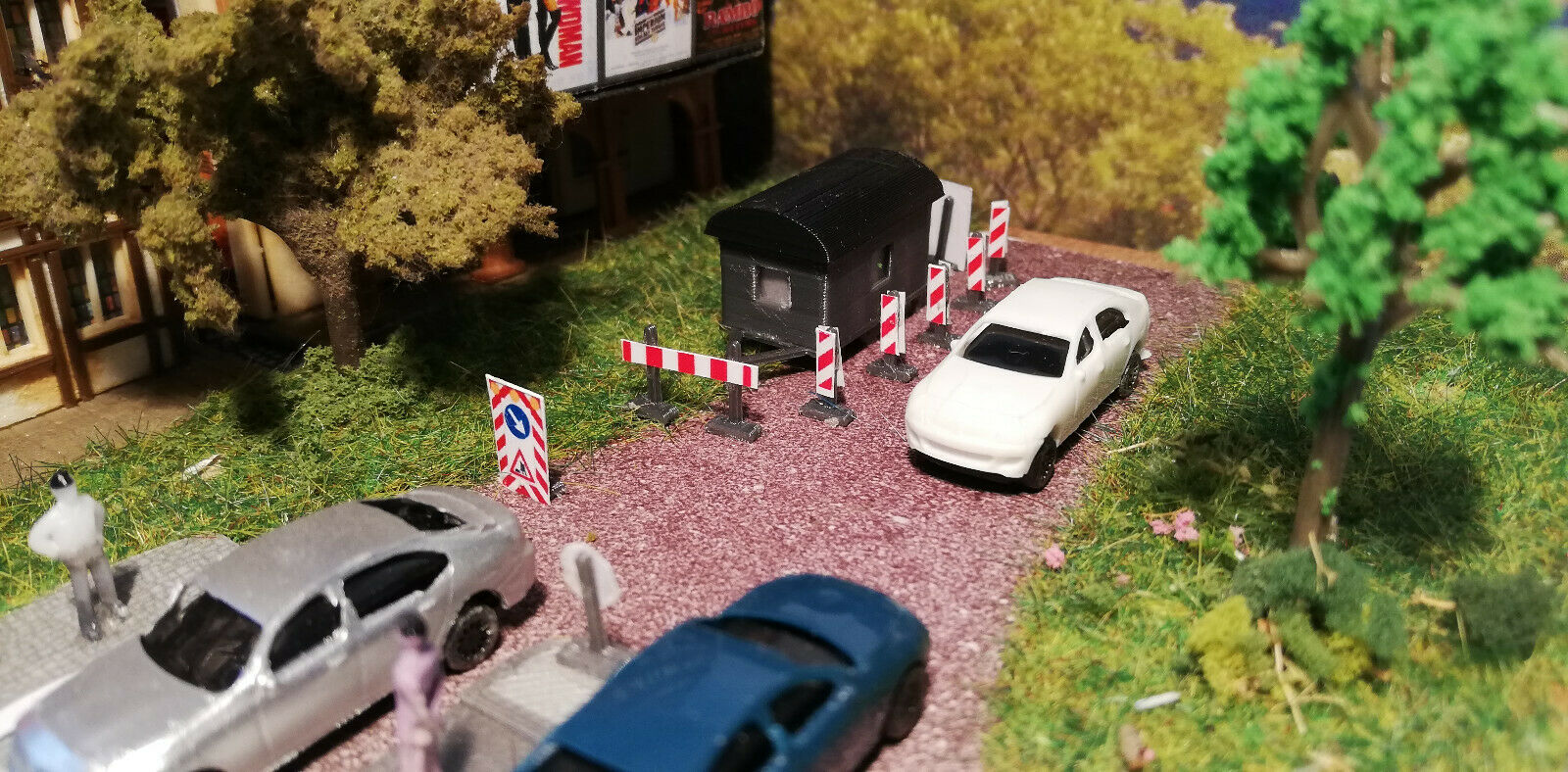 Baustelle mit Bauwagen | Spur N | Verkehrszeichen